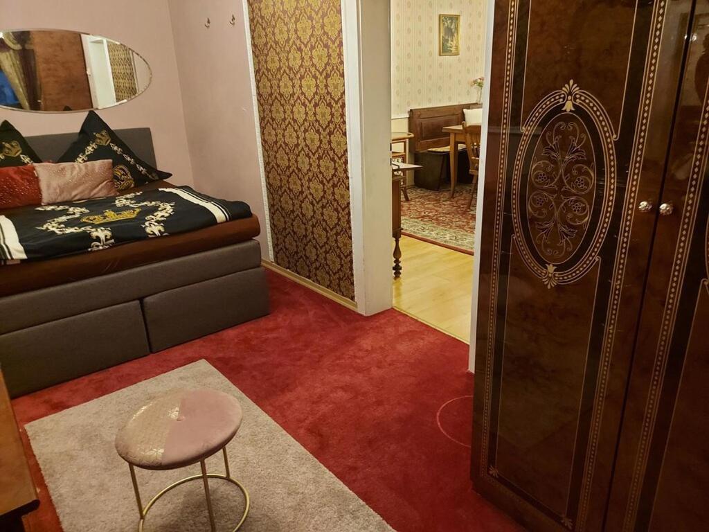 Schloss Weichs Zu Regensburg Mit 2Schlafzimmer Parkplatz Internet 75Qm Zentrum Ngoại thất bức ảnh