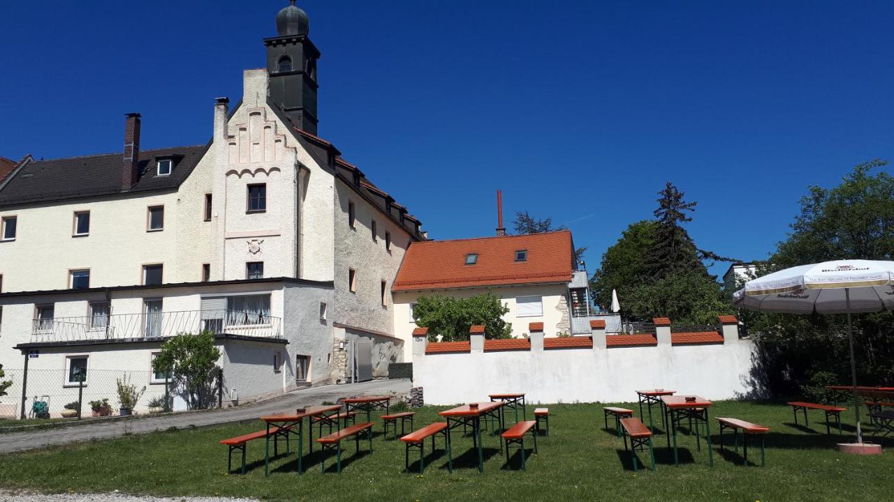 Schloss Weichs Zu Regensburg Mit 2Schlafzimmer Parkplatz Internet 75Qm Zentrum Ngoại thất bức ảnh